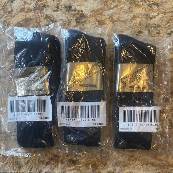 Norm Thompson Underwear & Socks Mens King Size Socks 3 Pairs Fit